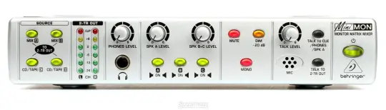BEHRINGER MON800 Stereo Monitör Matrix Mikser