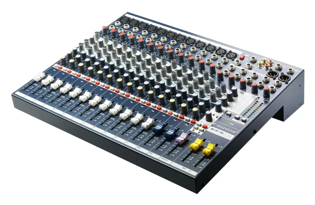 SOUNDCRAFT EFX12 12 Kanal Deck Mikser - 3